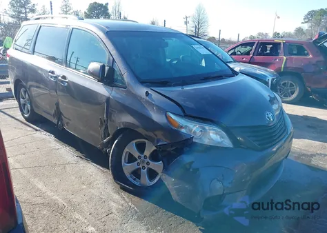 2014 Toyota Sienna Le V6 8 Passenger из США, поврежденный, VIN 5TDKK3DC3ES517855
